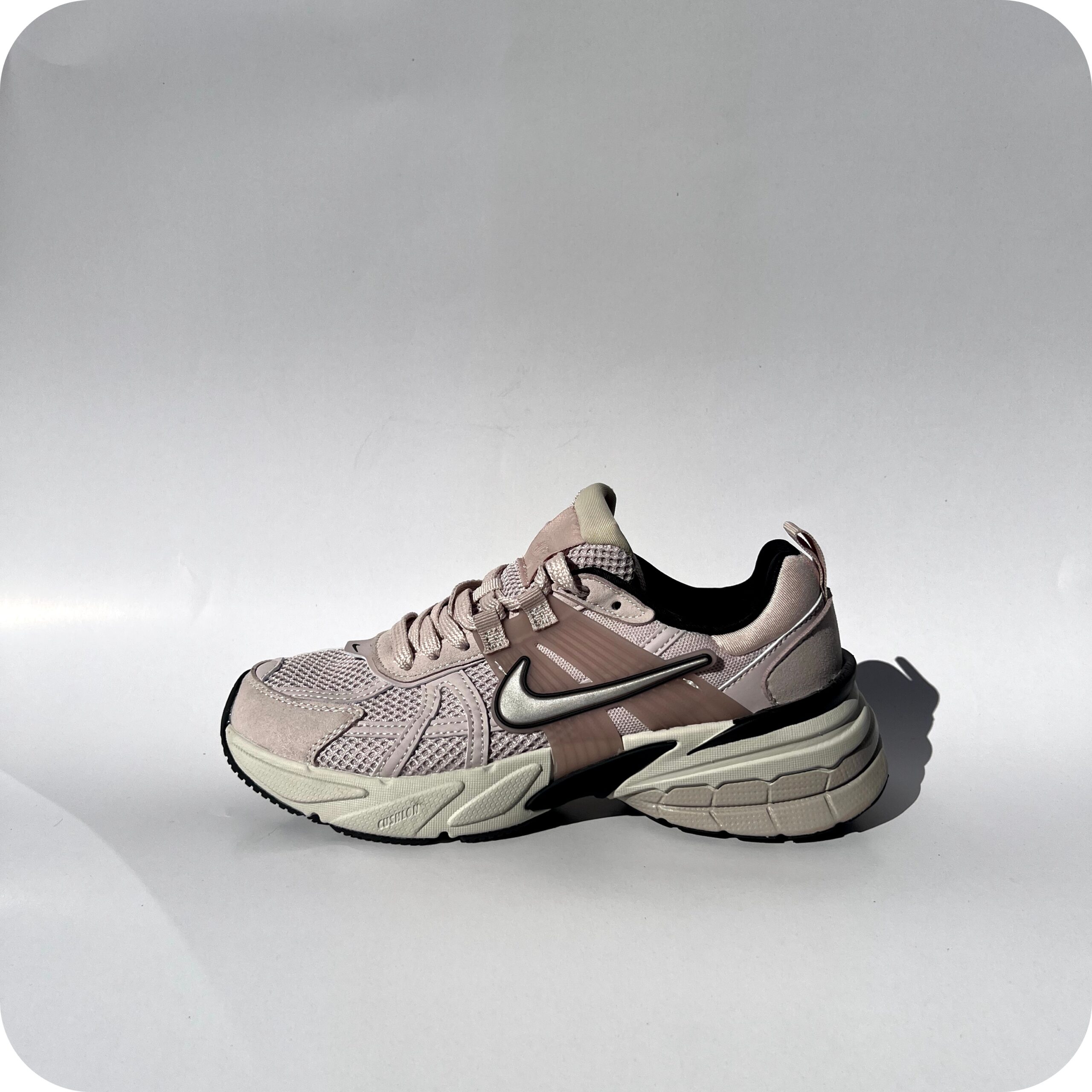 نایکی مدل v2 بنفش